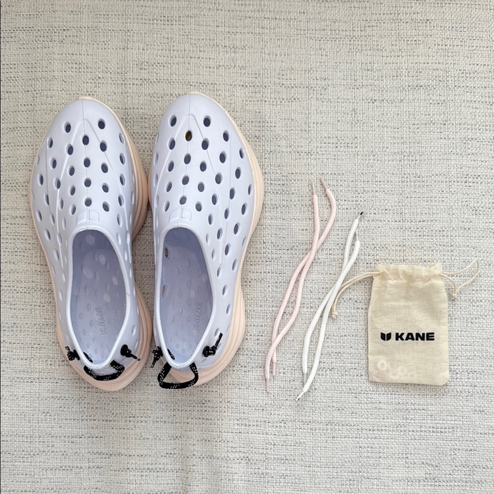 NEW Kane revive recovery shoes (unisex)